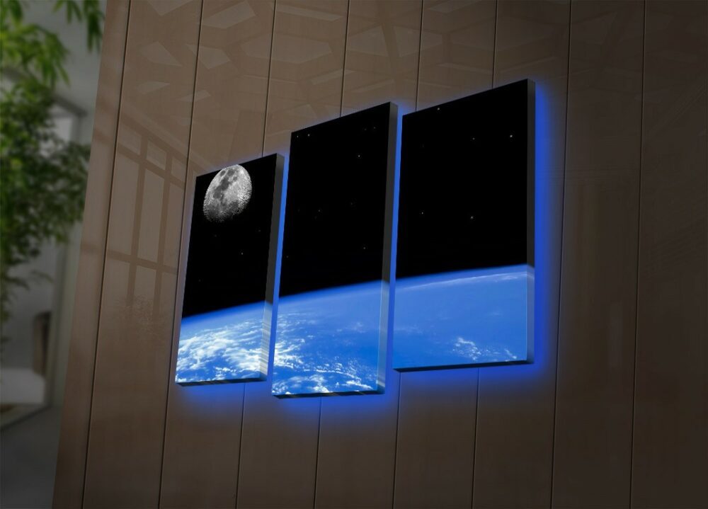 Hanah Home Vícedílný obraz s led osvětlením Země 66x45 cm